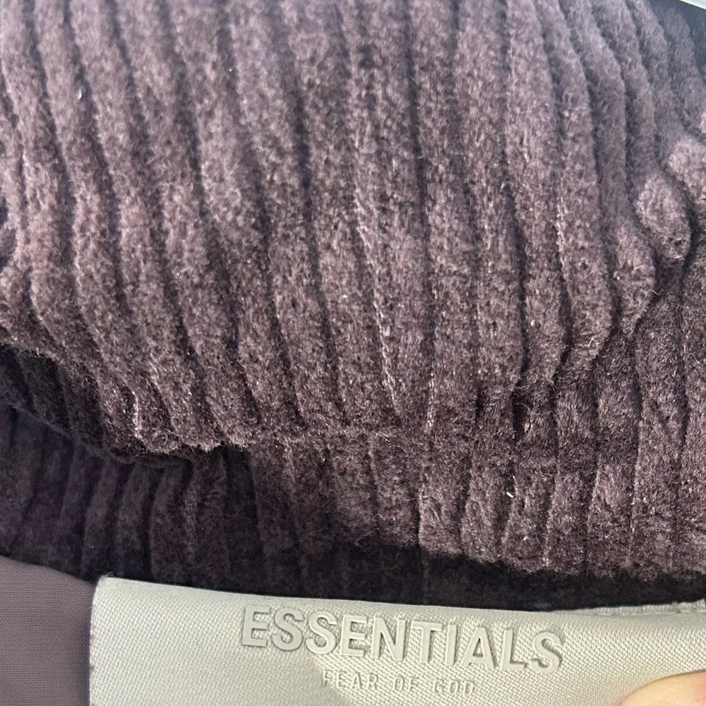 Essentials jacket - Picture 4 of 7